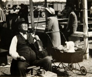 Blind Charlie and fiddle at Stommish PRJ 1339