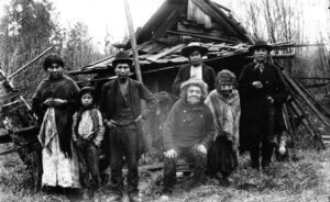Old Tolowie and other Nooksack Indians, ca. 1903